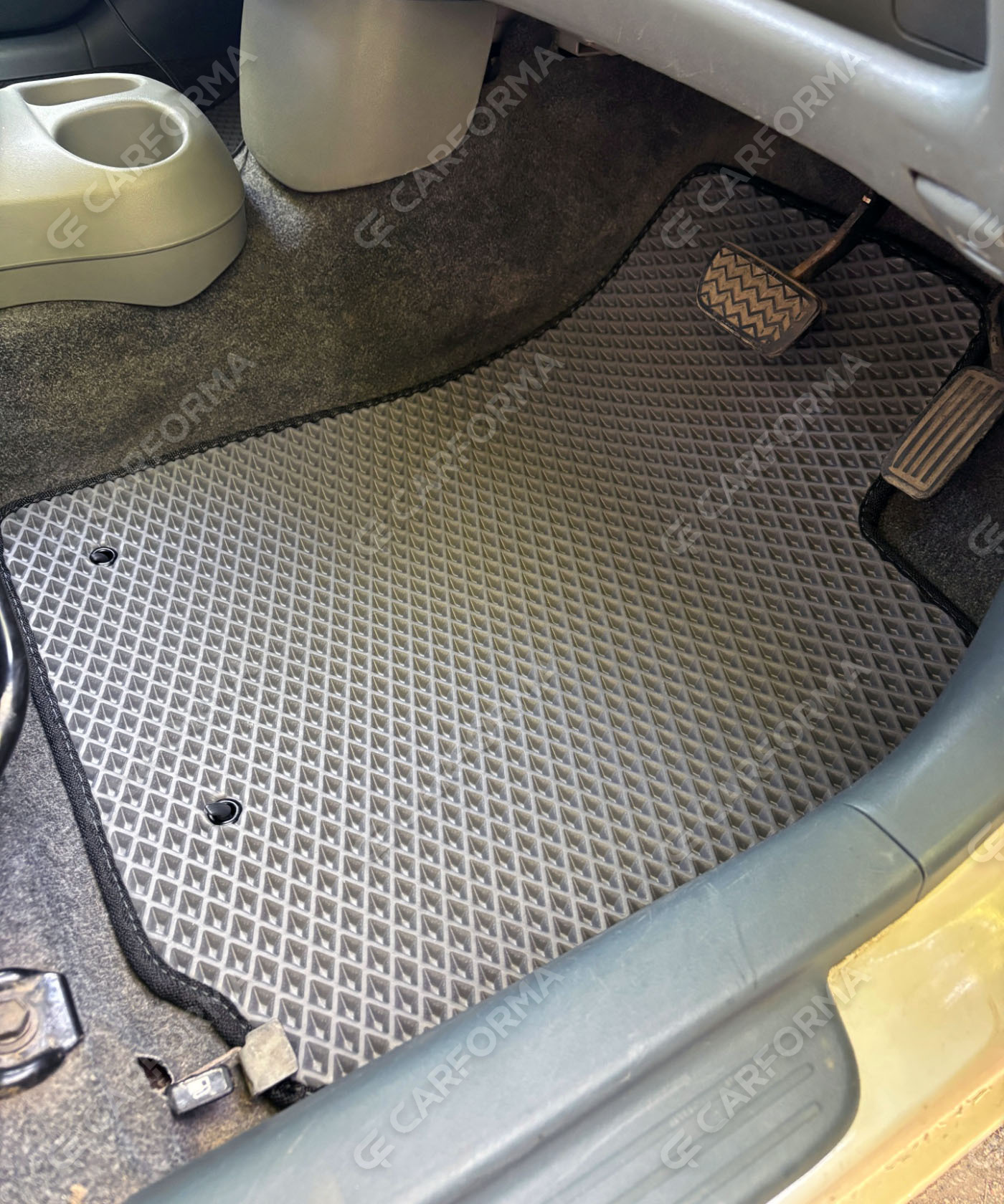 EVA коврики на Toyota Vitz I 1998&nbsp;-&nbsp;2005 в Кемерово