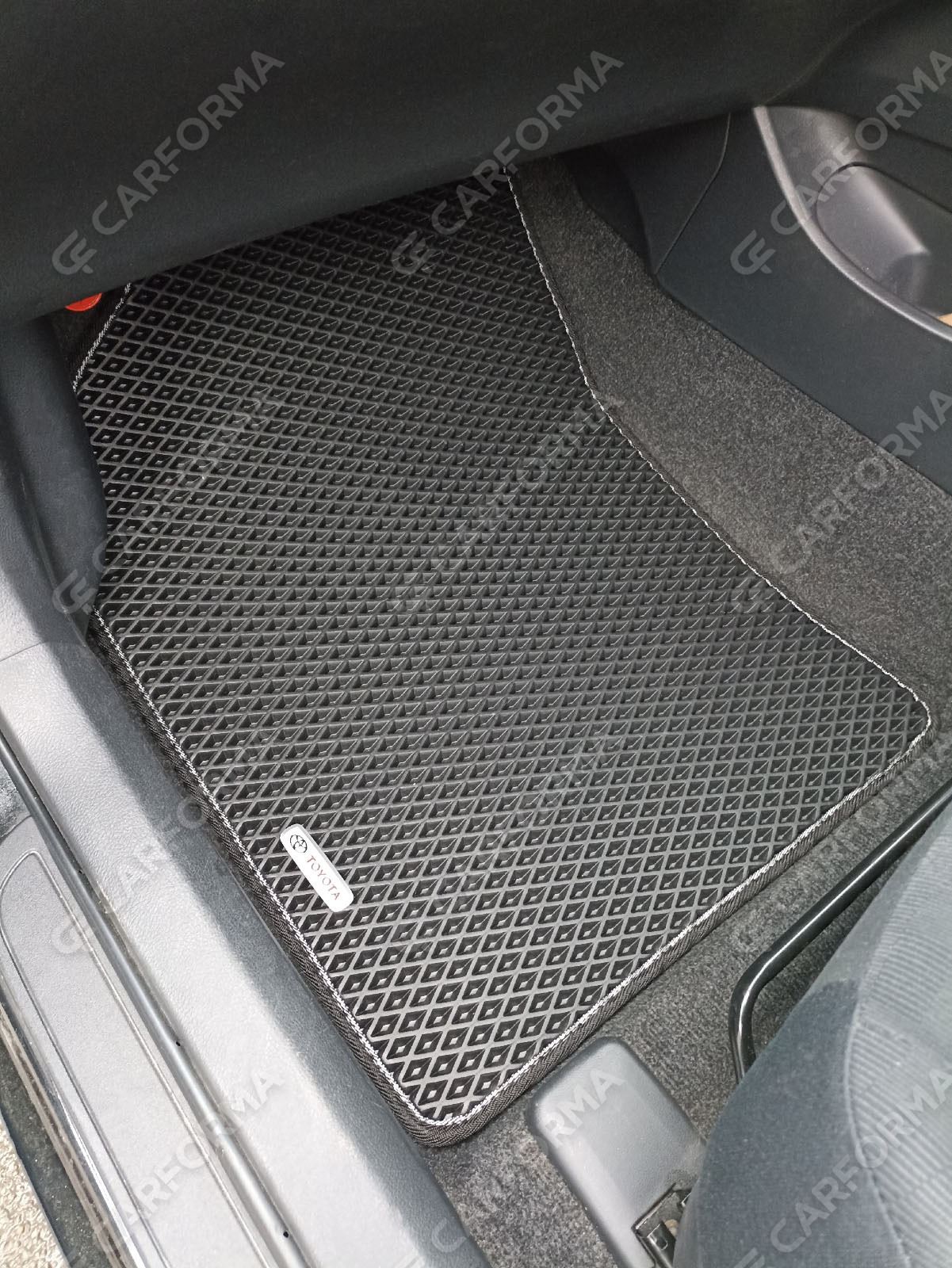 Коврики на Toyota Corolla Axio (E14) 2006&nbsp;-&nbsp;2012 в Кемерово