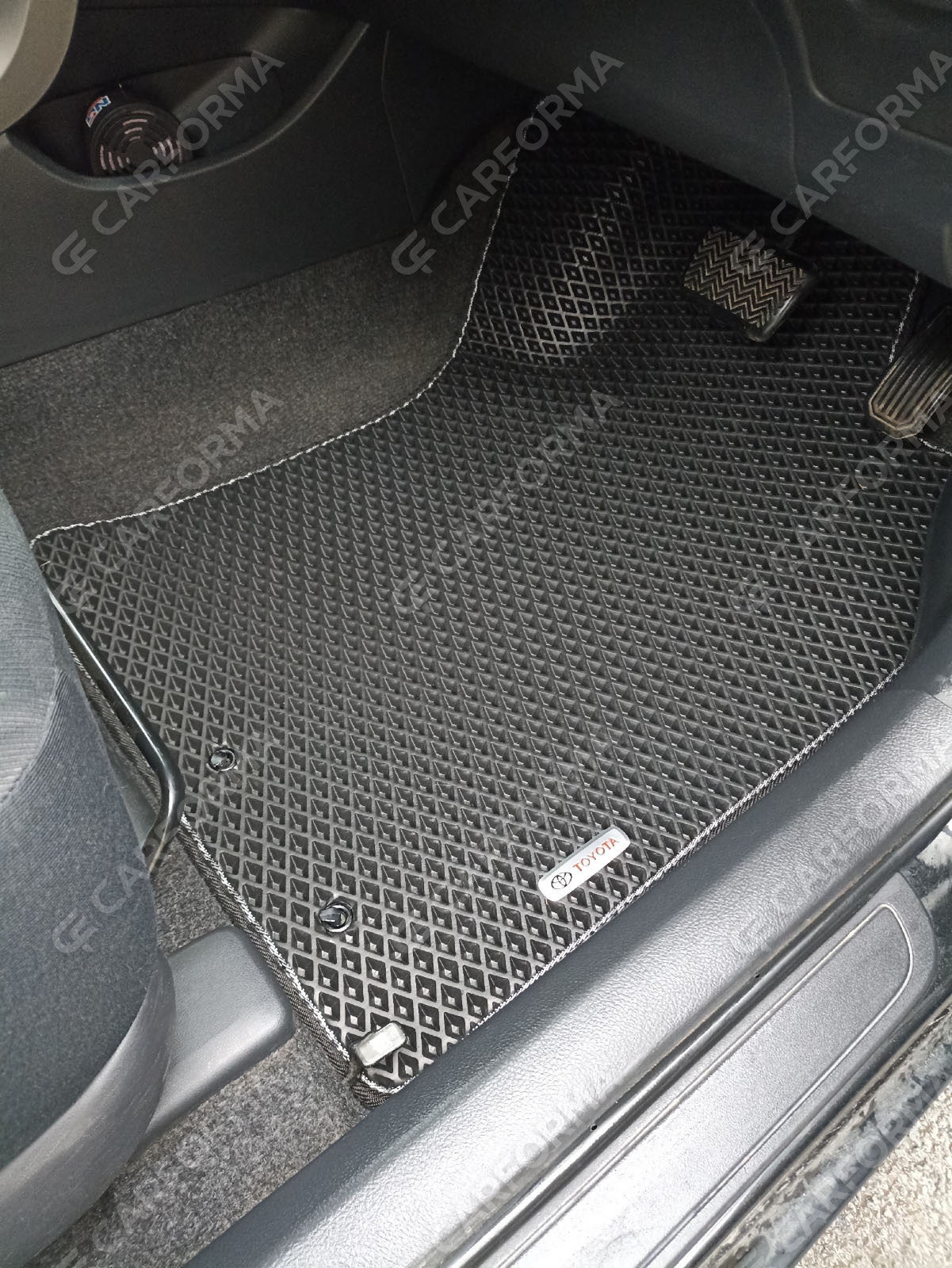 Коврики на Toyota Corolla Axio (E14) 2006&nbsp;-&nbsp;2012 в Кемерово