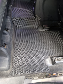 Коврики на Jeep Grand Cherokee (WK2) 2010 - 2022 в Кемерово