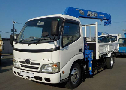 Коврики на Hino 300 I узкая кабина 1999 - 2015 в Кемерово