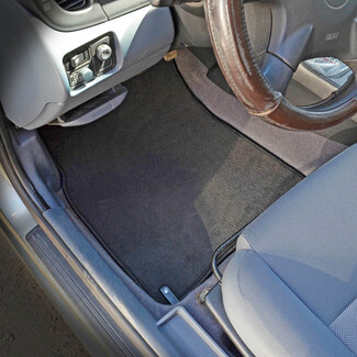 Ворсовые коврики на Nissan Almera 2 (N16) 2000&nbsp;-&nbsp;2006 в Кемерово