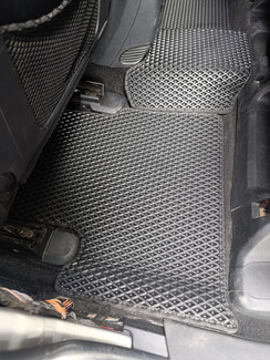 Коврики на Jeep Grand Cherokee (WK2) 2010 - 2022 в Кемерово